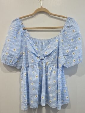 Blue Daisy Puff Sleeve Peplum Top